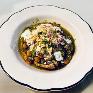 Aloo tikki chat
