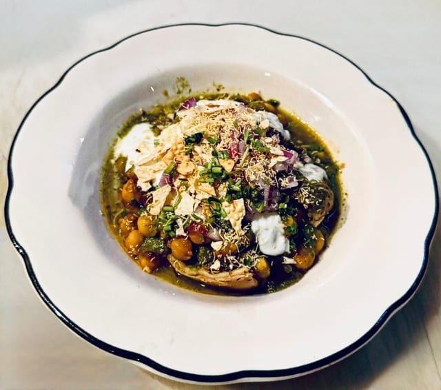 Aloo tikki chat